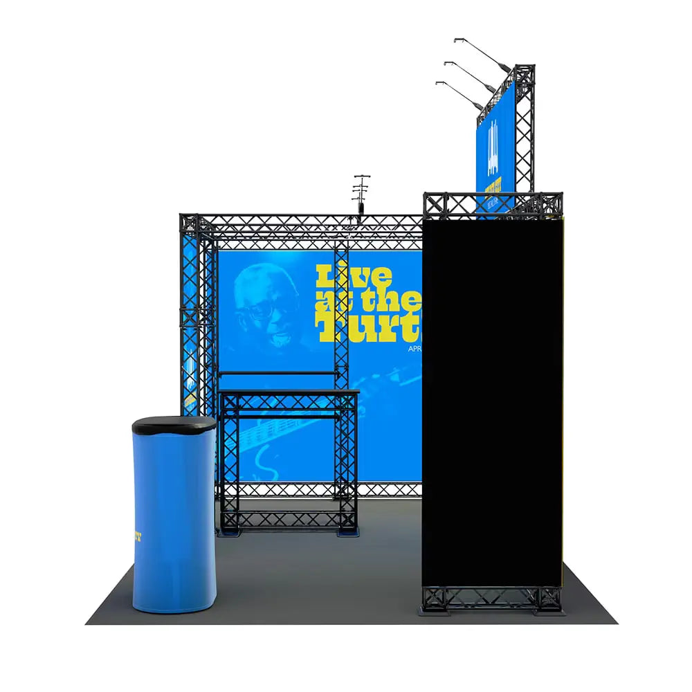 HeroTruss Runway 10x20' Booth Display